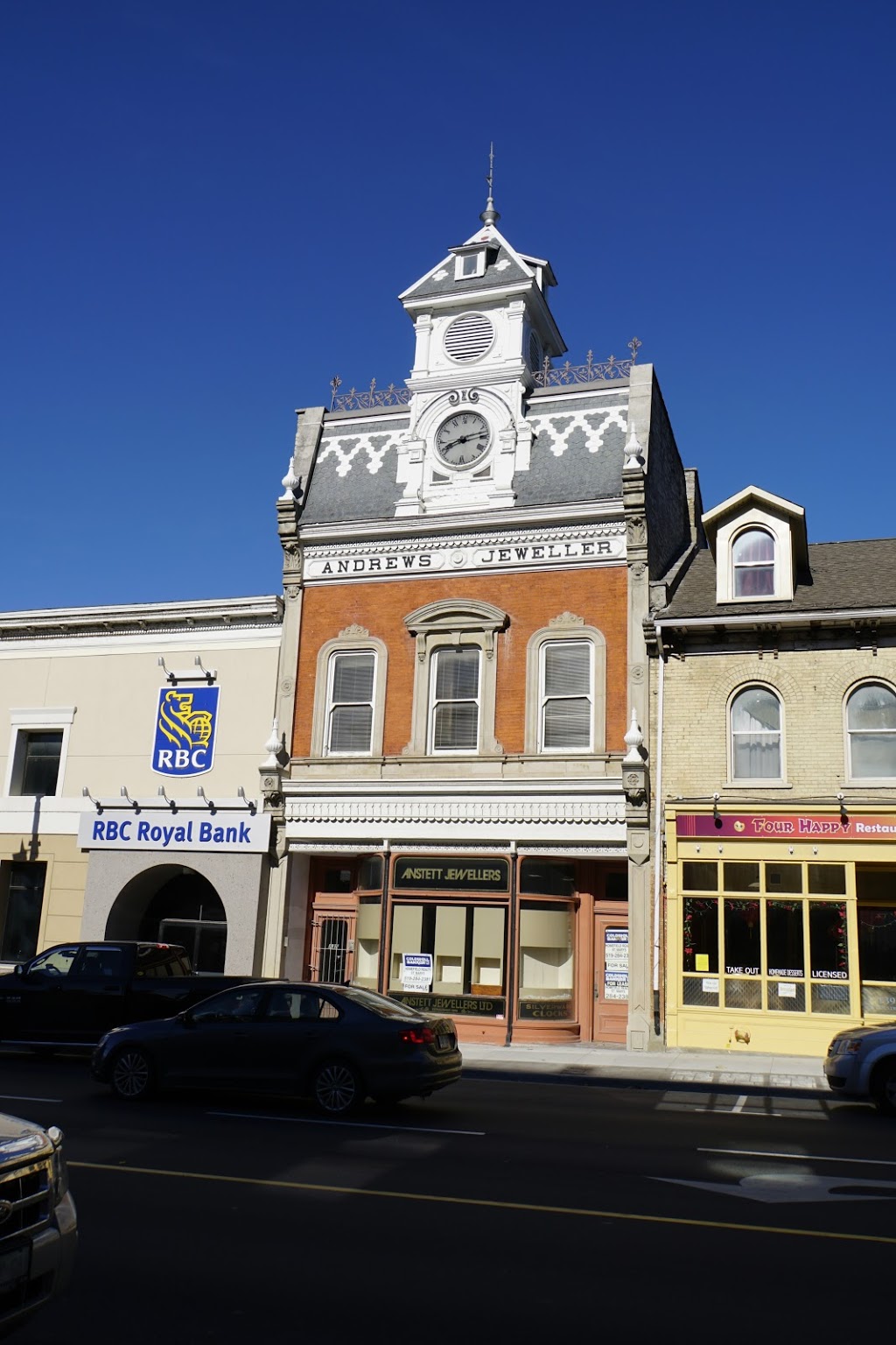 RBC Royal Bank | 133 Queen St E, St. Marys, ON N4X 1B3, Canada | Phone: (519) 284-1600