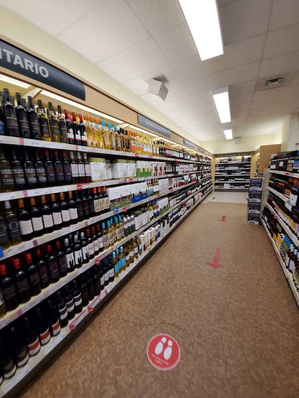 LCBO | 18 Dunn St, Barrys Bay, ON K0J 1B0, Canada | Phone: (613) 756-2022