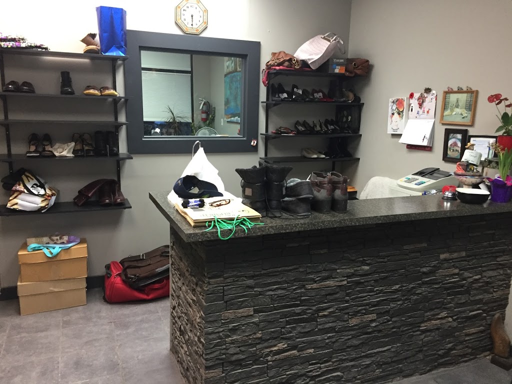 Riverbend Shoe Re-Nu | Riverbend Square NW, Edmonton, AB T6R 2E3, Canada | Phone: (780) 430-9188