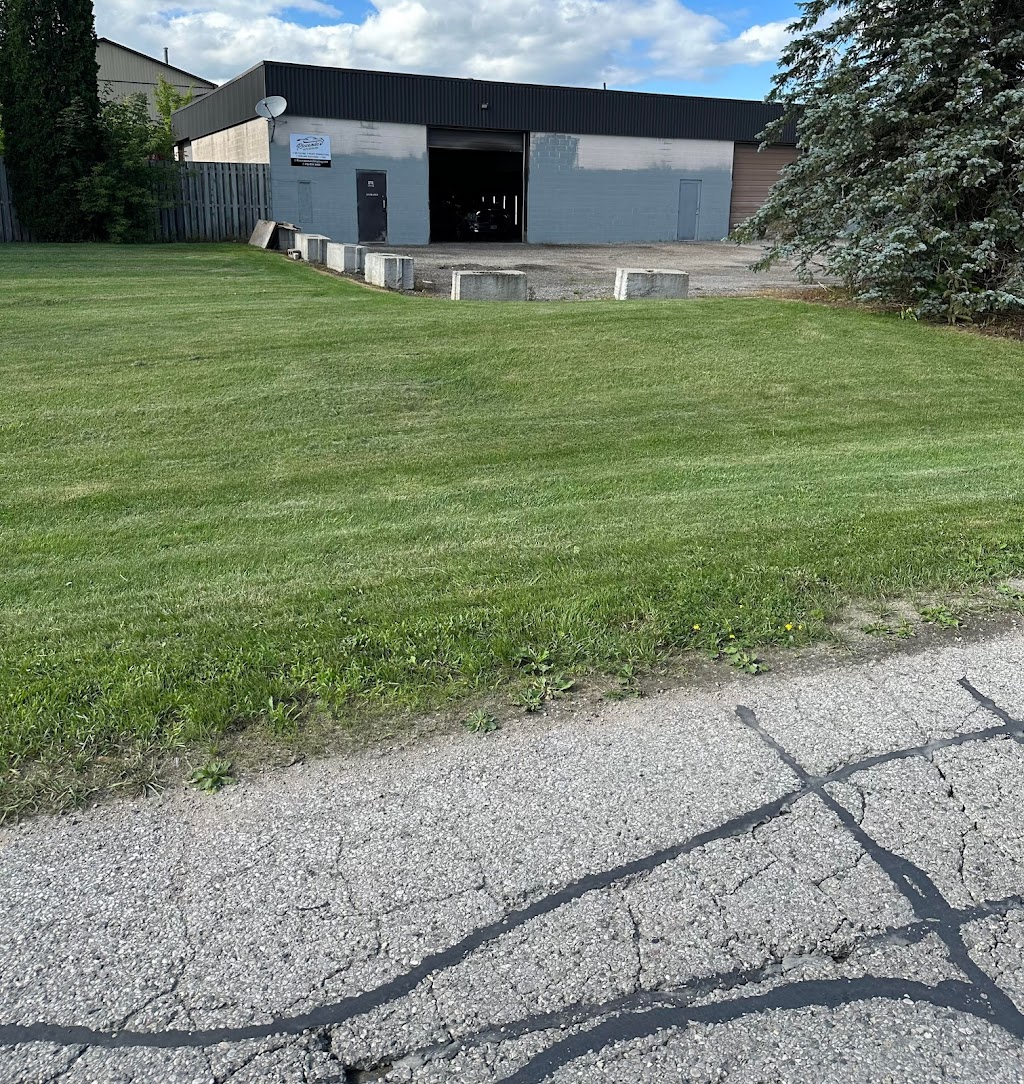 Riccardos Auto Detailing | 245 Hamilton Crescent Unit #5, Dorchester, ON N0L 1G4, Canada | Phone: (416) 834-3463