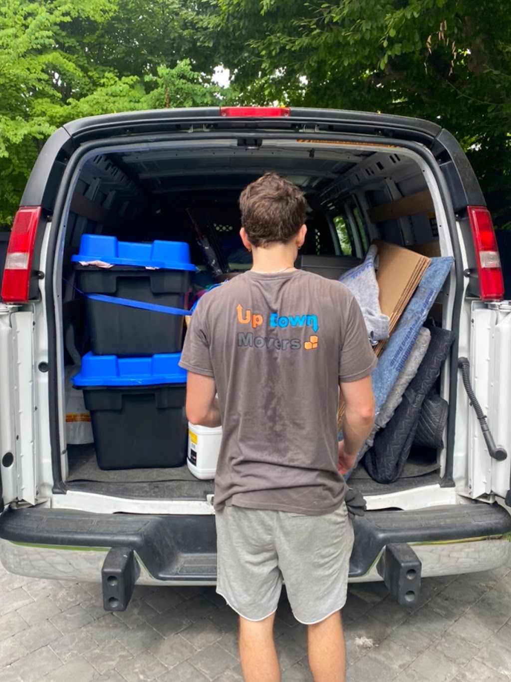Up Down Movers | 675 W Windsor Rd, North Vancouver, BC V7N 2N9, Canada | Phone: (604) 674-1088