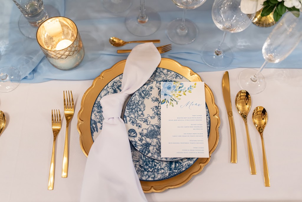 Country Chic Wedding Designs | 1428 Ranch Rd, Carstairs, AB T0M 0N0, Canada | Phone: (587) 999-1290