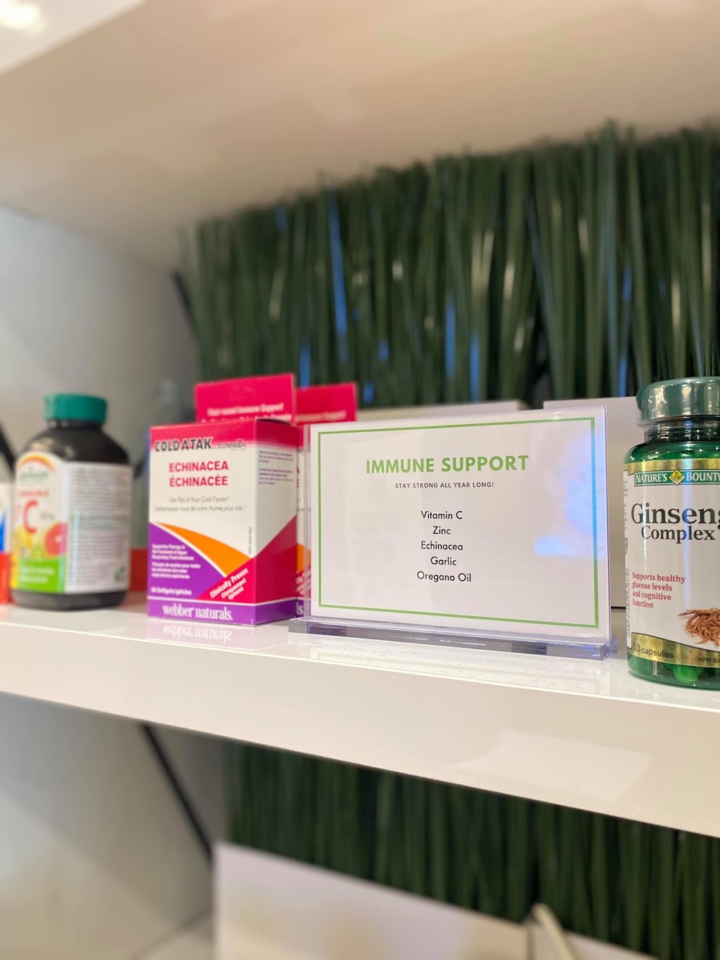 HealthOneTO Pharmacy | 110 Harbour St, Toronto, ON M5J 0B7, Canada | Phone: (416) 221-5433