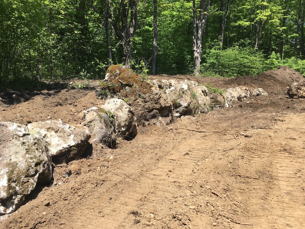 Christopher Coe Excavating | 437574 4 Line, Melancthon, ON L9V 1S8, Canada | Phone: (519) 278-0808
