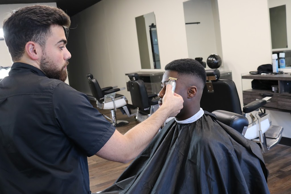 90 Degrés Barbershop | 354 Bd Cartier O, Laval, QC H7N 2J7, Canada | Phone: (438) 496-1810