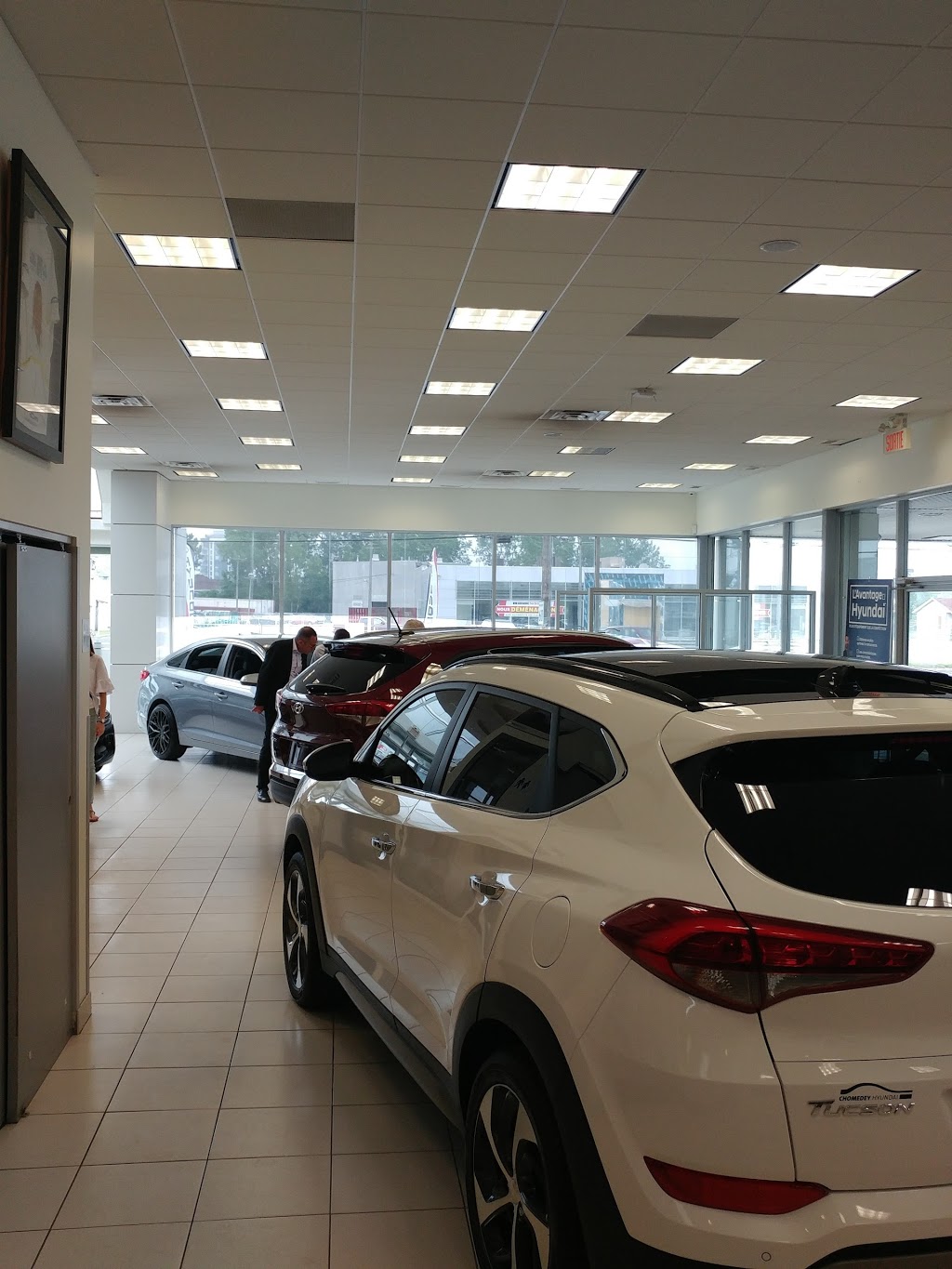 Chomedey Hyundai | 2480 Boulevard Curé-Labelle, Laval, QC H7T 1R1, Canada | Phone: (450) 682-6000