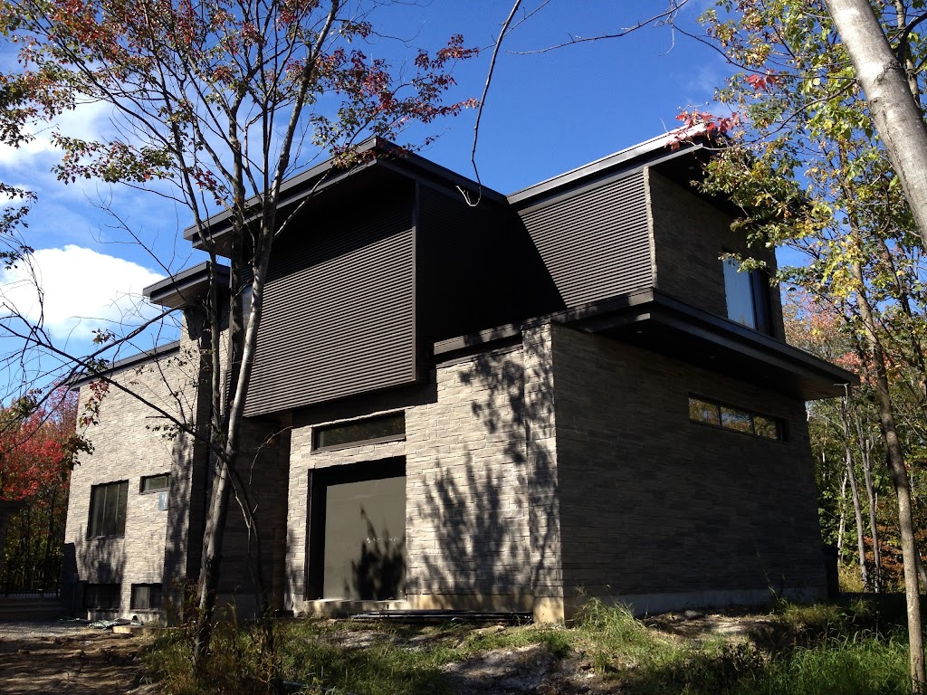 Revêtement extérieur Transform | 130 Chem. de la Côte à Menick, Mandeville, QC J0K 1L0, Canada | Phone: (514) 269-8517