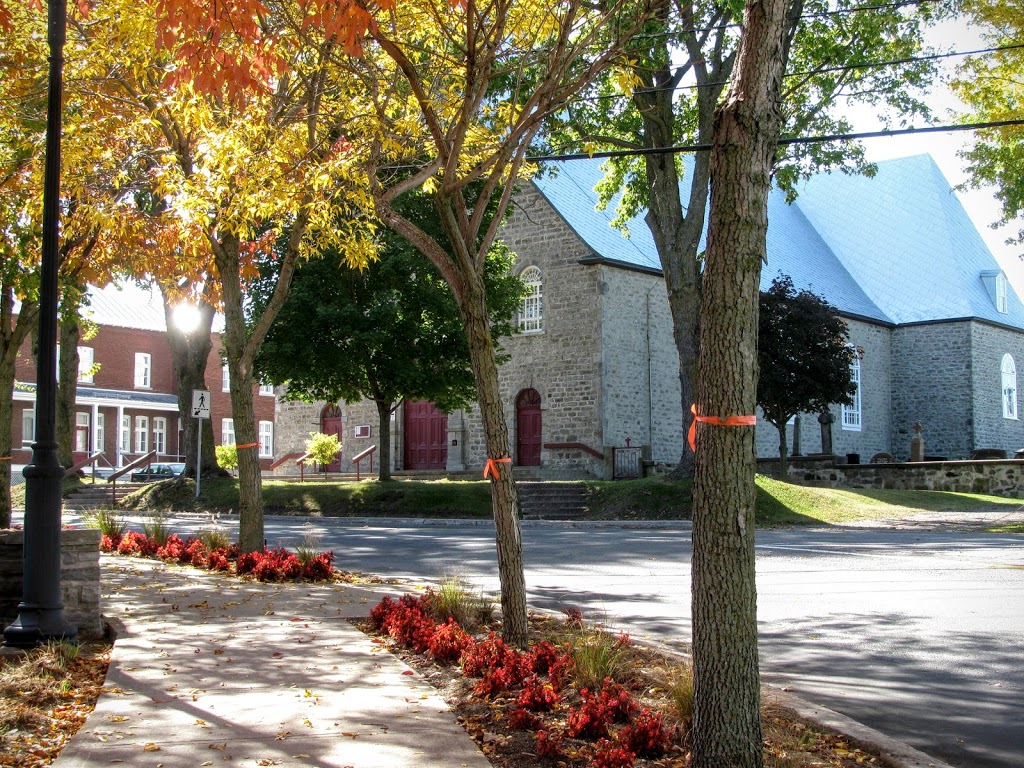 Presbytère St-Paul | 8 BRASSARD, Saint-Paul, QC J0K 3E0, Canada | Phone: (450) 756-2791