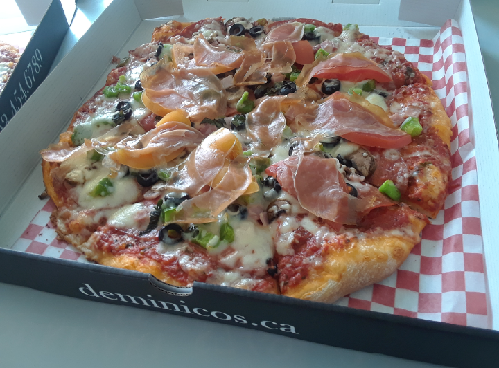 De Minicos | 1319 45 Ave NE #5, Calgary, AB T2E 2P3, Canada | Phone: (403) 454-6789