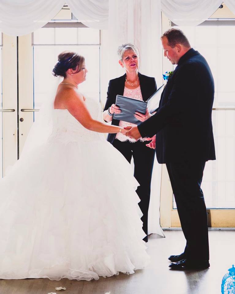 Married By Mandi | 20 McNab St, Hepworth, ON N0H 1P0, Canada | Phone: (905) 379-4689