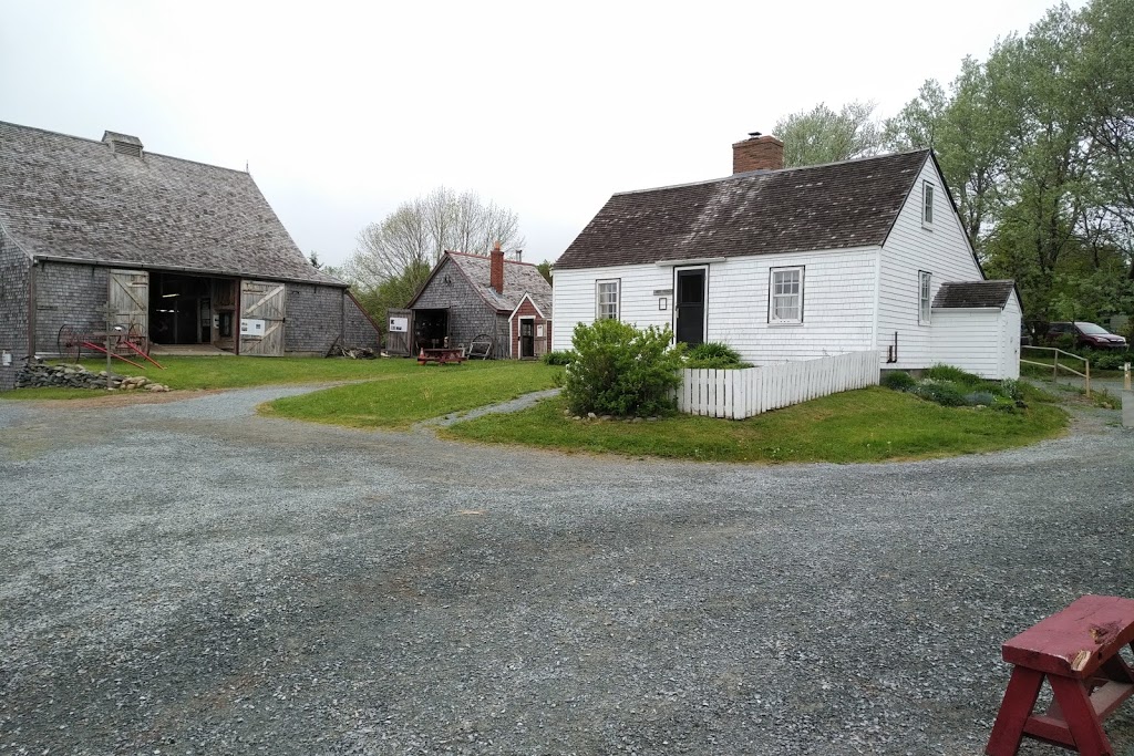 Cole Harbour Heritage Farm Museum - 471 Poplar Dr, Dartmouth, Ns B2w 