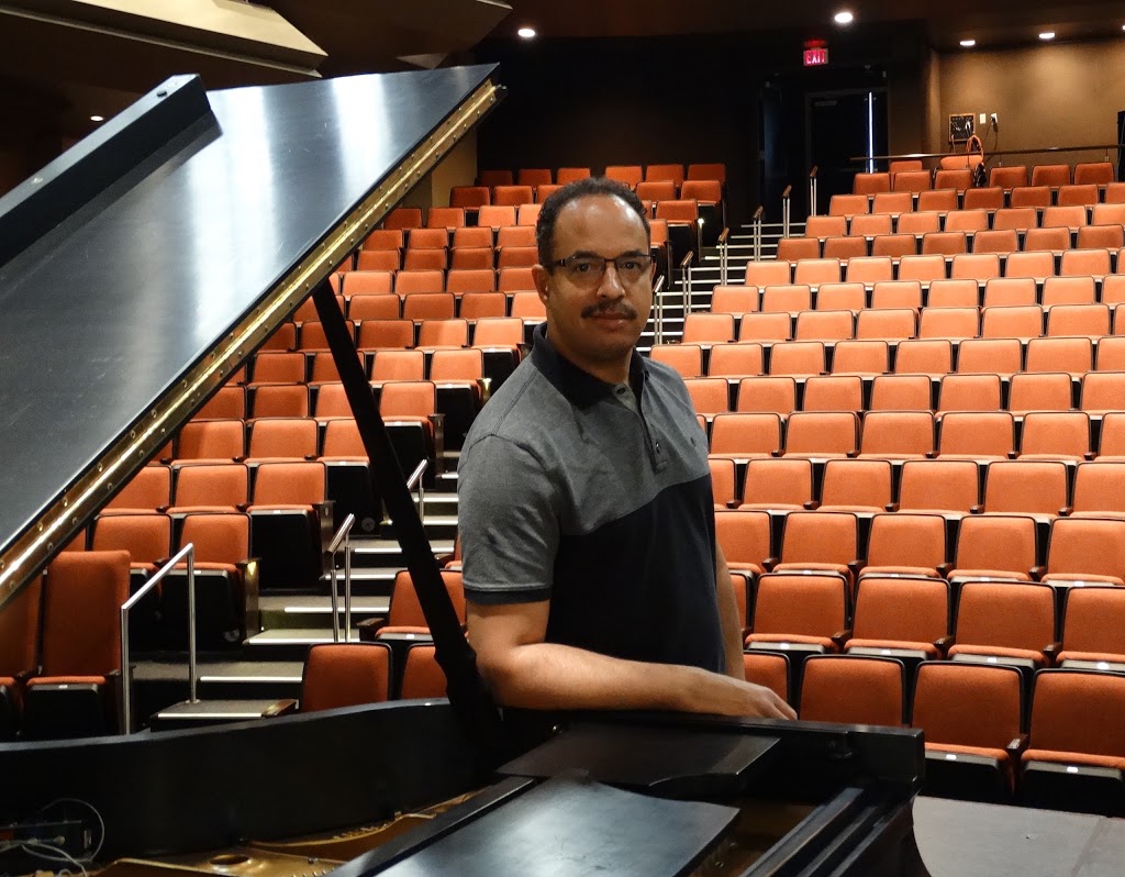 Alan Hobbins Piano Studio | 229 Cornell Park Ave, Markham, ON L6B 0W8, Canada | Phone: (905) 554-5601