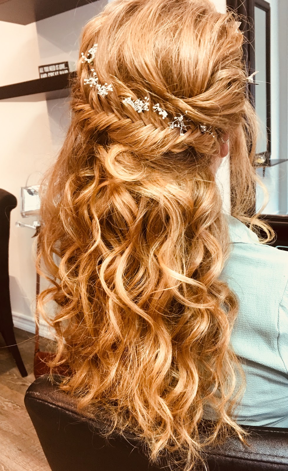 K.Magtolis Hair Studio | 736 Upper James St, Hamilton, ON L9C 3A2, Canada | Phone: (289) 755-9030