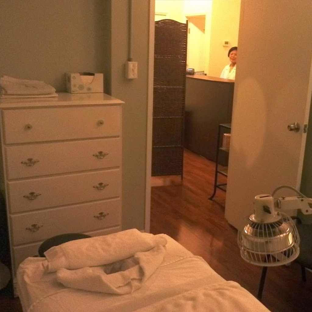 Kuns Acupuncture Clinic | 808 Britannia Rd W, Mississauga, ON L5V 0A7, Canada | Phone: (647) 955-3108