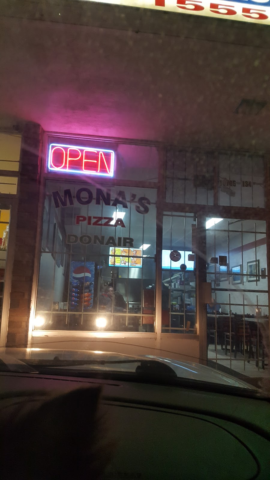 Monas Pizza | 10706 134 Ave NW, Edmonton, AB T5E 1J8, Canada | Phone: (780) 473-1555