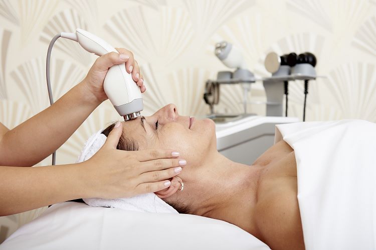 Get Beautiful Cosmetic Clinic | 3630 Lawrence Ave E, Scarborough, ON M1G 1P6, Canada | Phone: (647) 660-0860