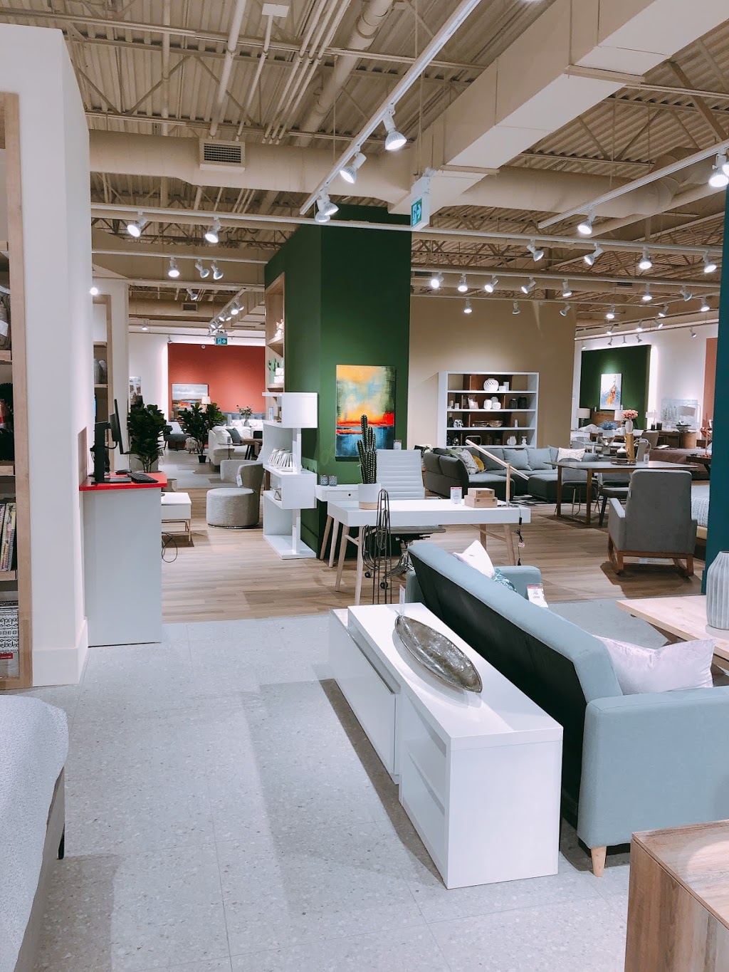 Structube | 901 64 Ave NE #4105, Calgary, AB T2E 7P4, Canada | Phone: (825) 222-8320