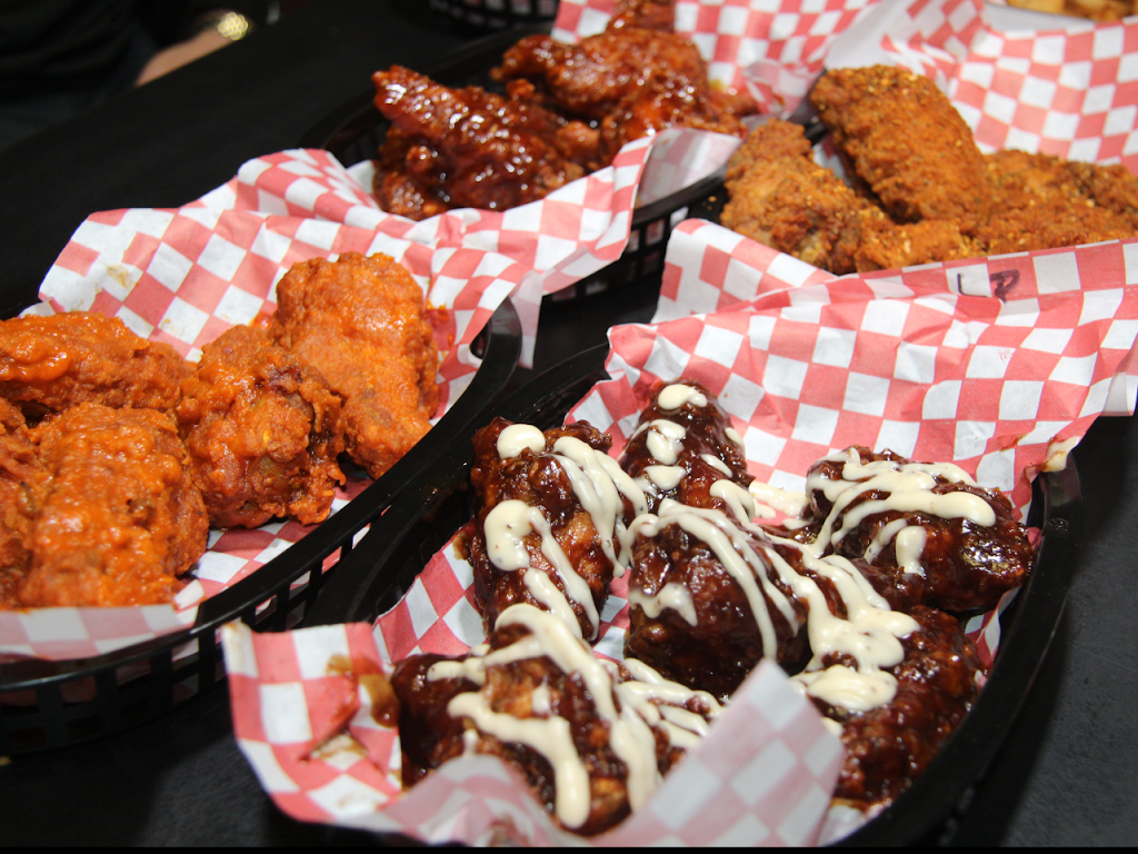 The Wing Factory | 510 Driftcurrent Dr Unit 14, Mississauga, ON L4Z 4B4, Canada | Phone: (905) 568-8883