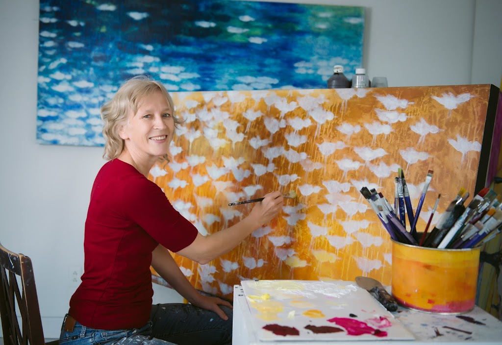 Marianne Enhorning Art Gallery | 1671 Comox Ave, Comox, BC V9M 3M1, Canada | Phone: (250) 218-7973
