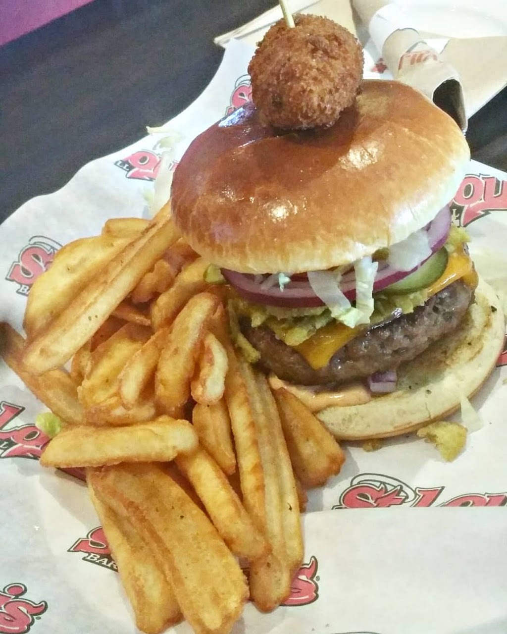 St. Louis Bar & Grill | 1635 Bayly St Building B, Unit 2, Pickering, ON L1W 0B1, Canada | Phone: (905) 421-9555