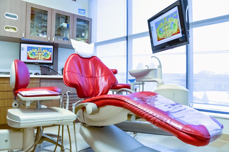 Dr. Amit Caplash: Dentist in Brampton | 373 Steeles Ave W, Brampton, ON L6Y 0P8, Canada | Phone: (905) 451-2999