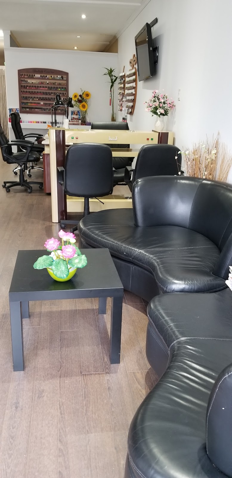 ONGLES SAPHIRS | 4815 Boul Henri-Bourassa E, Montréal-Nord, QC H1H 1M5, Canada | Phone: (514) 497-5781