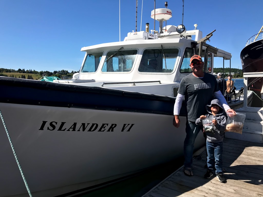 Lunenburg Ocean Adventures | 68 Bluenose Dr, Lunenburg, NS B0J 2C0, Canada | Phone: (902) 521-0251