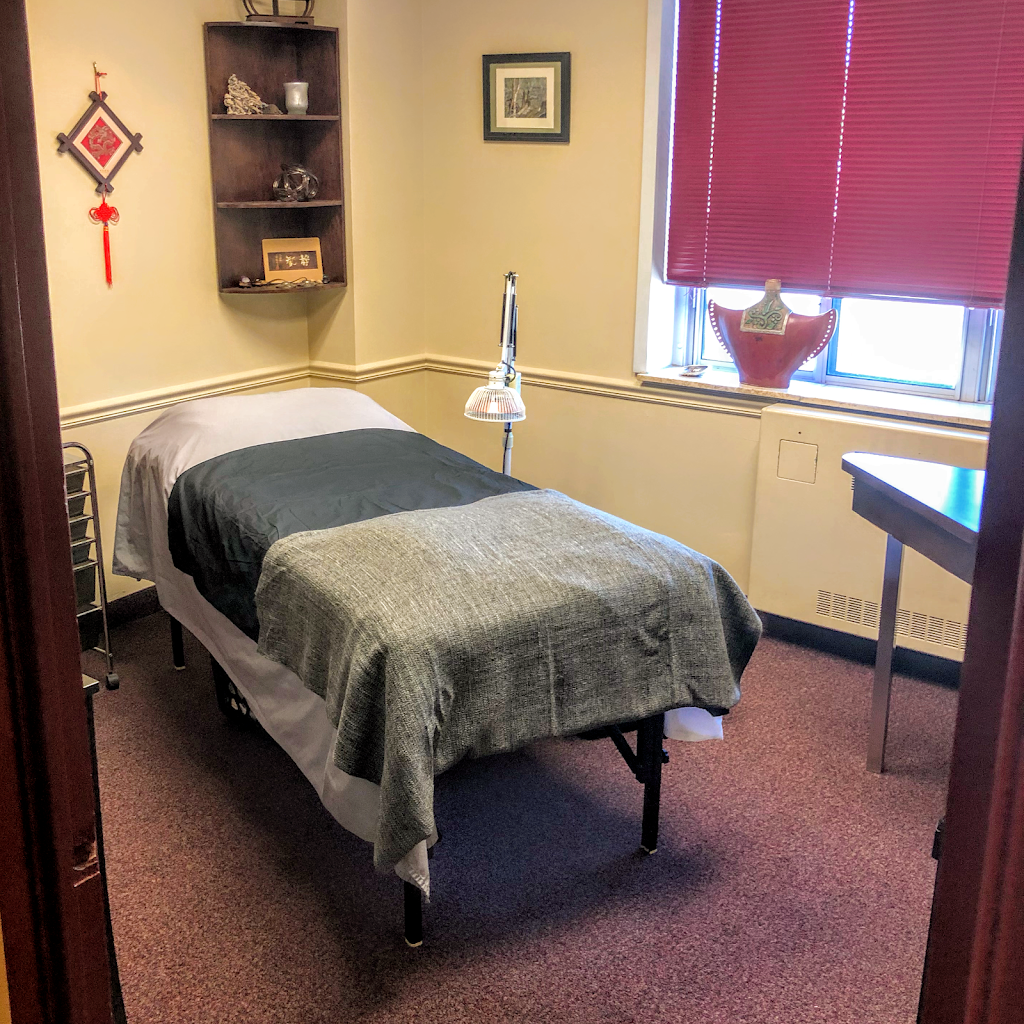 CENTER POINT ONSITE WELLNESS | 672 Brant St Suite #305, Burlington, ON L7R 2H3, Canada | Phone: (416) 459-7306