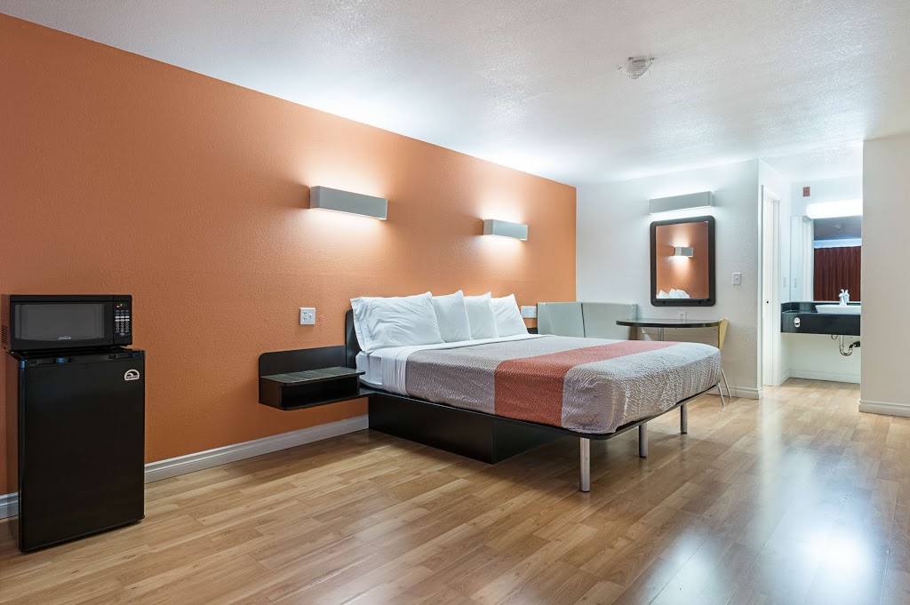 Motel 6 Ferndale WA | 5671 Riverside Dr, Ferndale, WA 98248, USA | Phone: (360) 384-4040