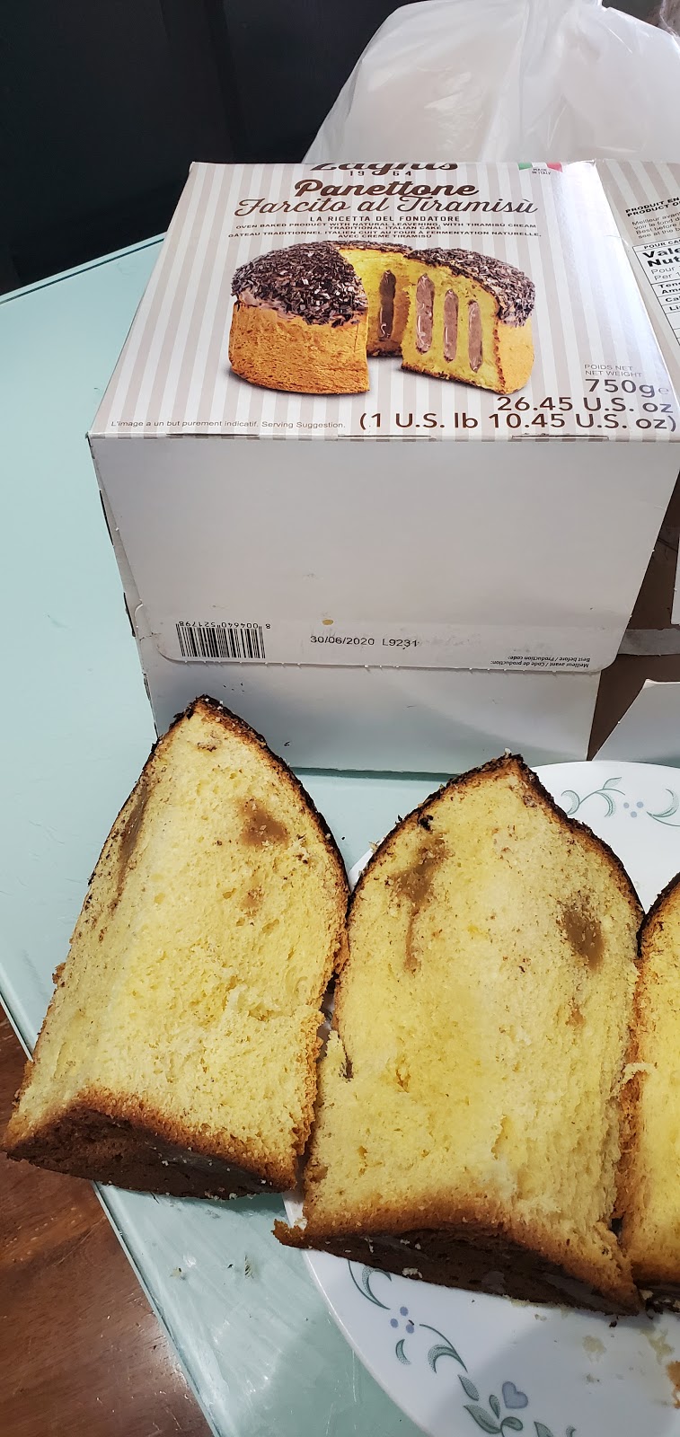 Commisso Bros. & Racco Italian Bakery | 8 Kincort St, Toronto, ON M6M 3E3, Canada | Phone: (416) 651-7671