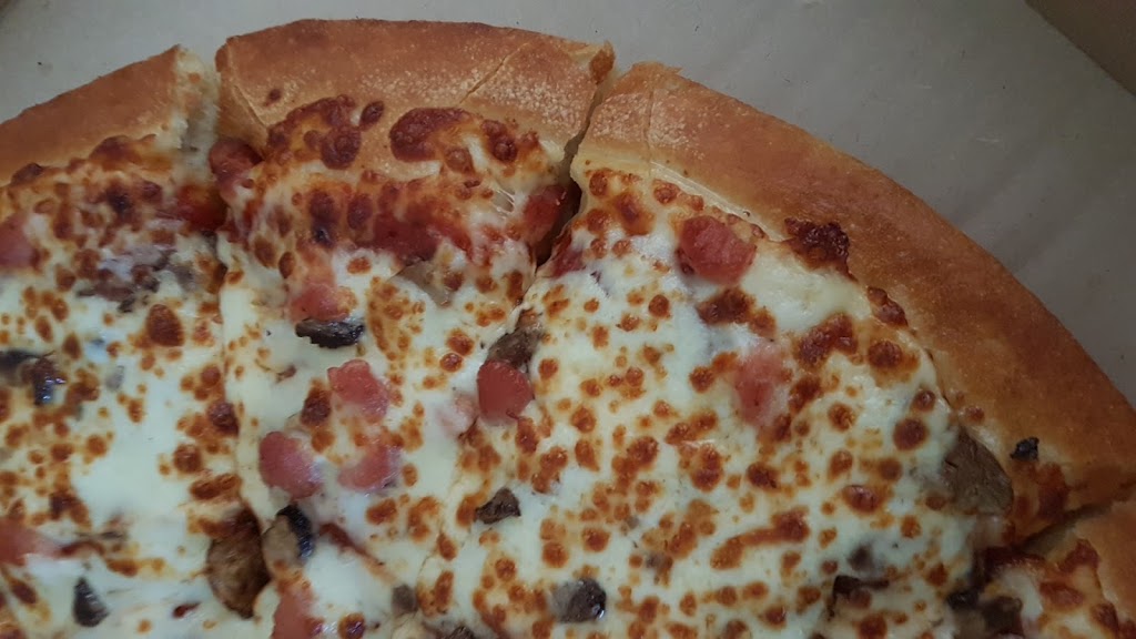 Pizza Hut | 130 Bell Farm Rd, Barrie, ON L4M 6J4, Canada | Phone: (705) 728-2121