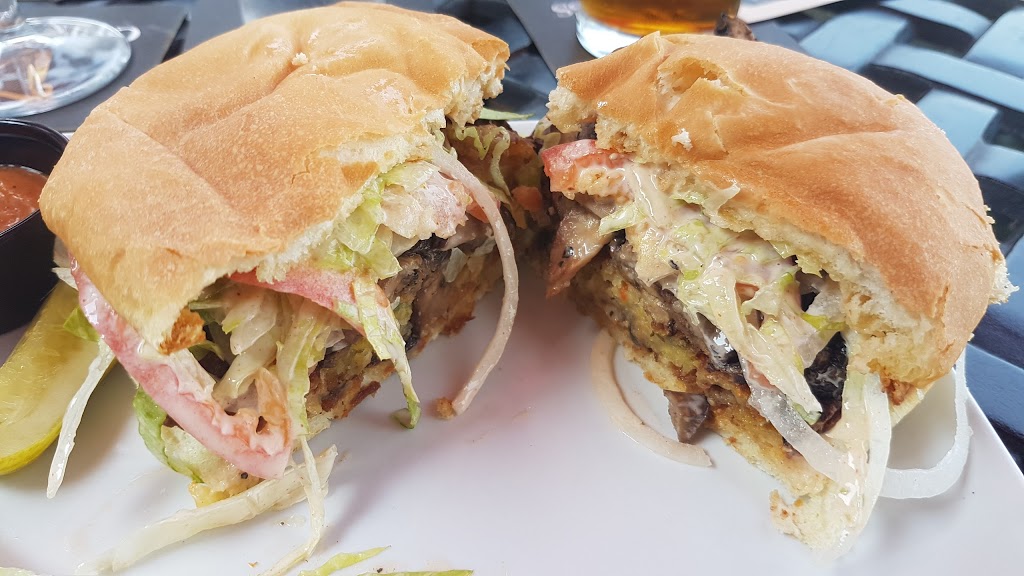 Mission Tap House | 3110 Lakeshore Rd, Kelowna, BC V1W 3T2, Canada | Phone: (250) 860-3472