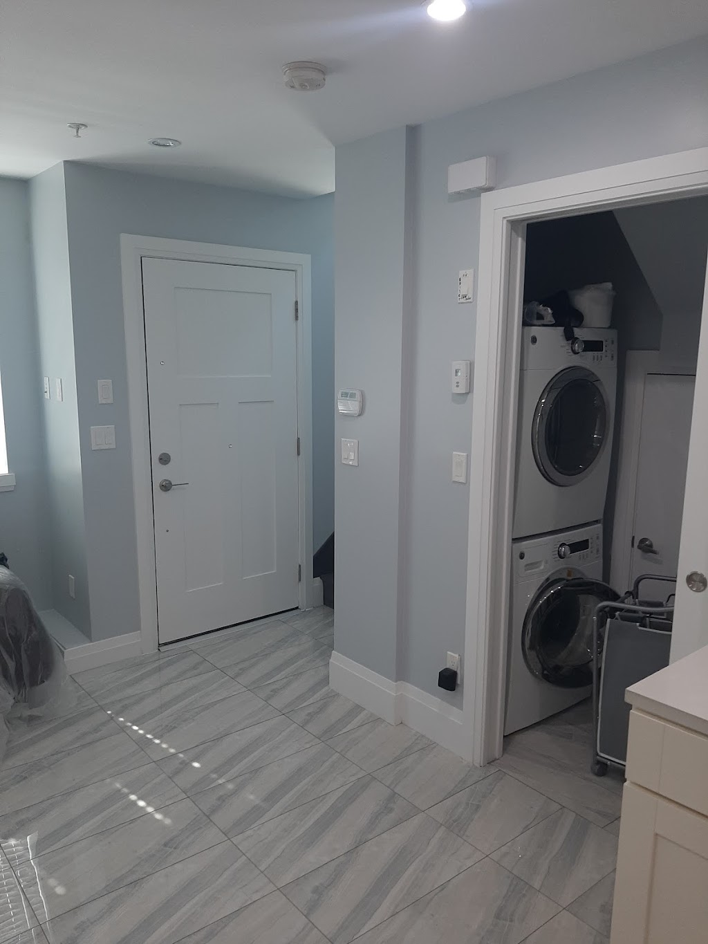 Rose Refinishing and Renovations | 9129 162a St, Surrey, BC V4N 5S4, Canada | Phone: (604) 868-2003