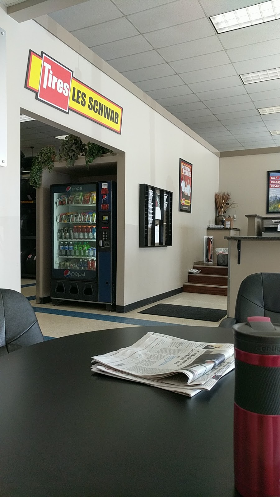 Les Schwab Tire Center | 210 Birch Bay Lynden Rd, Lynden, WA 98264, USA | Phone: (360) 354-1446