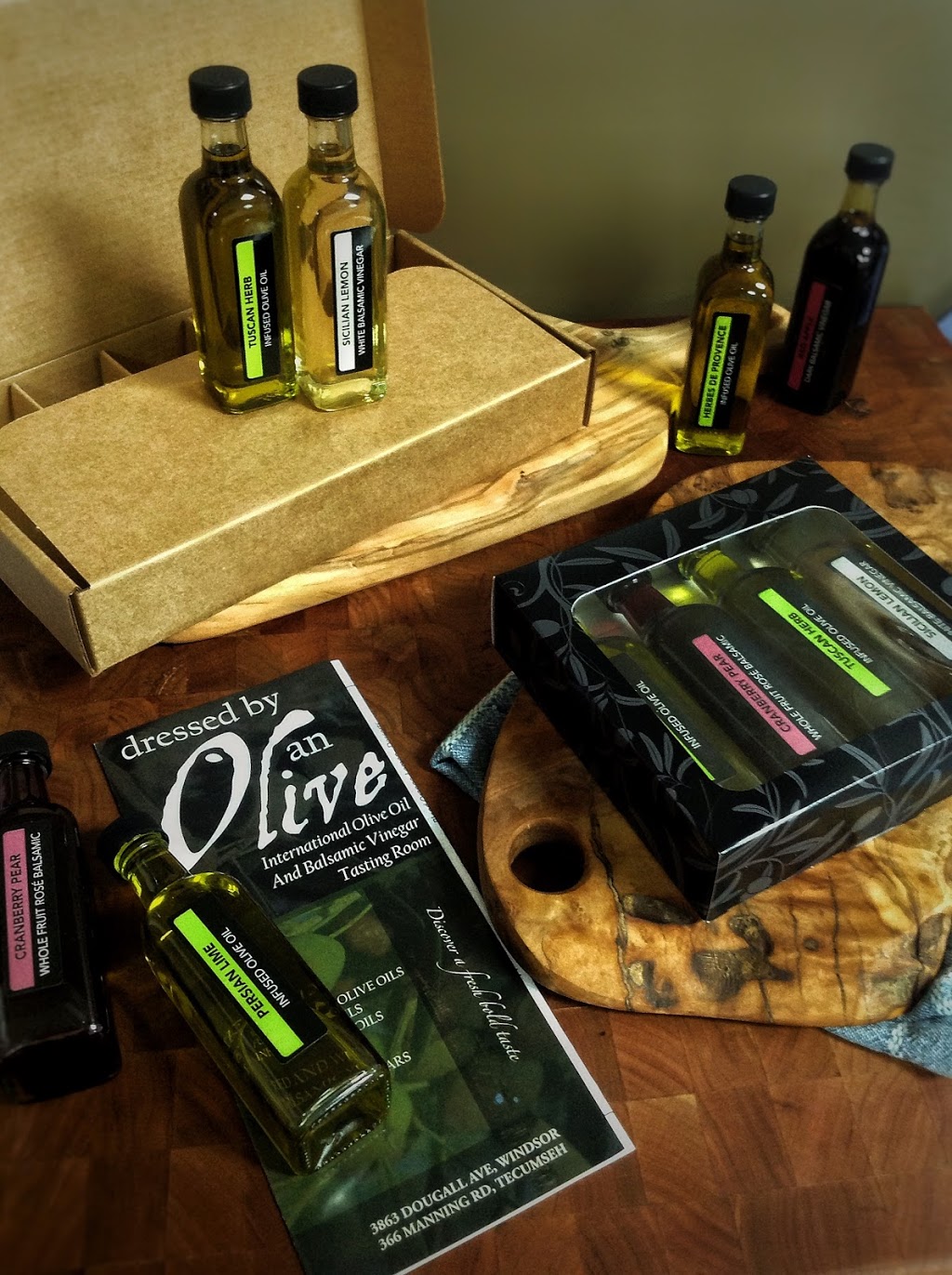 dressed by an Olive, Inc | 3865 Dougall Ave, Windsor, ON N9G 1X3, Canada | Phone: (519) 735-1772