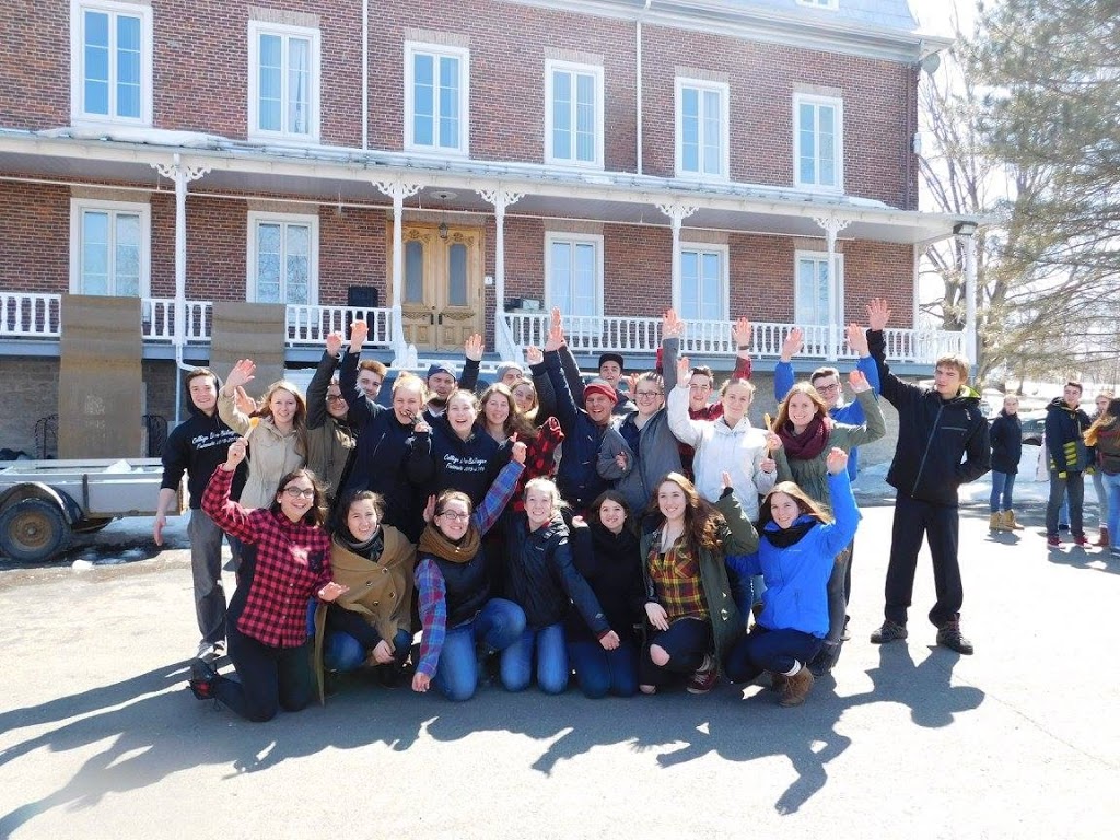 Middle School Dina Bélanger | 1 Rue Saint-Georges, Saint-Michel-de-Bellechasse, QC G0R 3S0, Canada | Phone: (418) 884-2360