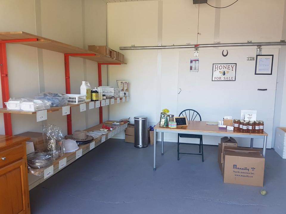 Hawksview Honey | 2017 Concession Rd 2, Harrow, ON N0R 1G0, Canada | Phone: (519) 995-7233