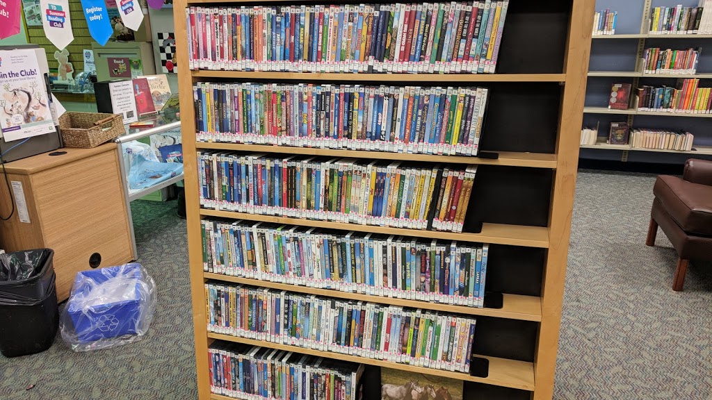 Toronto Public Library - Weston Branch | 2 King St, York, ON M9N 1K9, Canada | Phone: (416) 394-1016