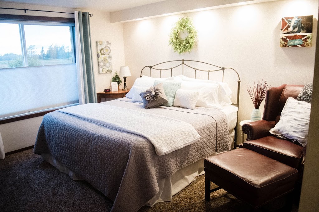 Oostema Farmstead Inn | 8402 Northwood Rd, Lynden, WA 98264, USA | Phone: (360) 815-1494