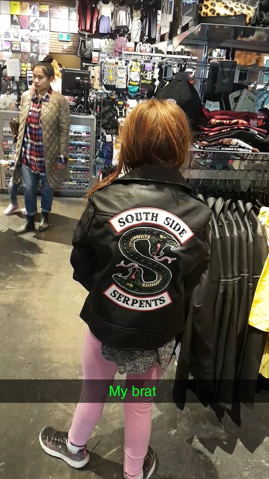 Hot Topic | 1485 Portage Ave RM 240, Winnipeg, MB R3G 0W4, Canada | Phone: (204) 615-0216