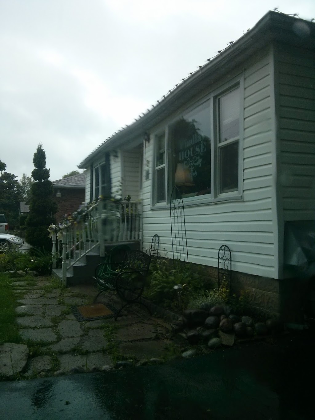 The Findlay House | 29 Findlay Dr, Collingwood, ON L9Y 0G6, Canada | Phone: (705) 441-2235