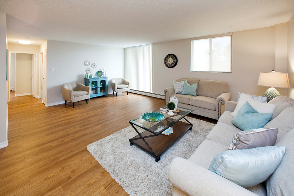 420 Wellington Park Towers | 420 Wellington St, St Thomas, ON N5R 5P2, Canada | Phone: (519) 631-3664