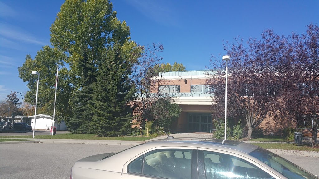 CNIB | 10 11a St NE, Calgary, AB T2E 4Z3, Canada | Phone: (800) 563-2642