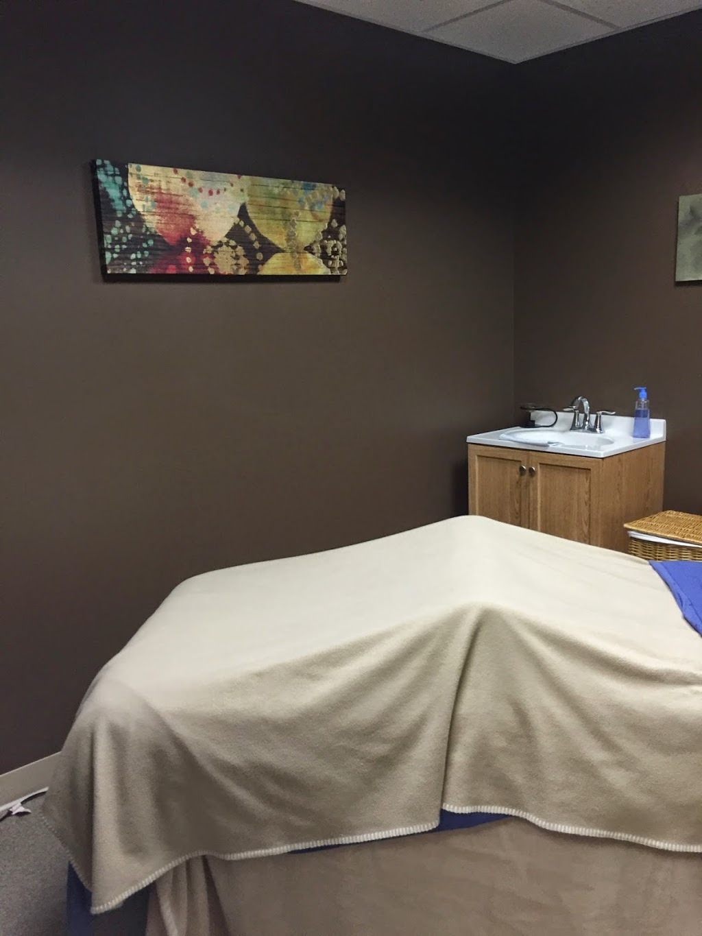 Dr. Neal P Pignatora III, DC | 2075 Sheridan Dr, Kenmore, NY 14223, USA | Phone: (716) 852-2696
