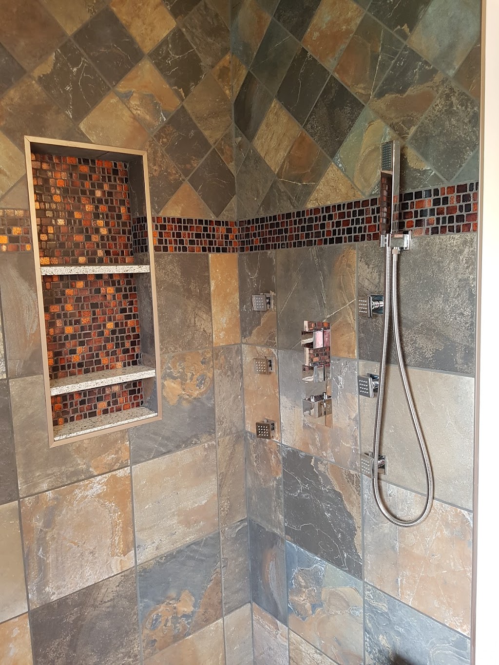 Dynamic Remodeling | 2 Philpark Rd, St. Catharines, ON L2N 4E5, Canada | Phone: (647) 407-0898