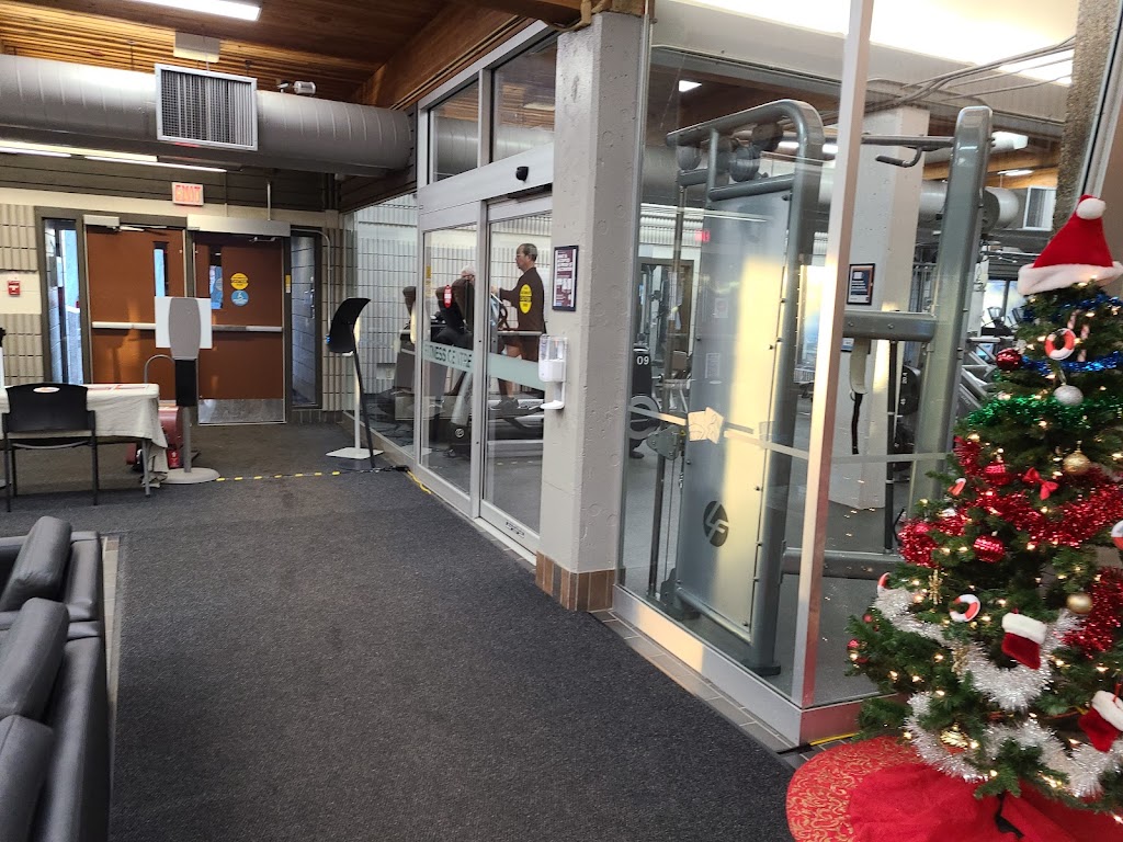 Grand Trunk Fitness and Leisure Centre | 13025 112 St NW, Edmonton, AB T5E 6E4, Canada | Phone: (780) 442-5311