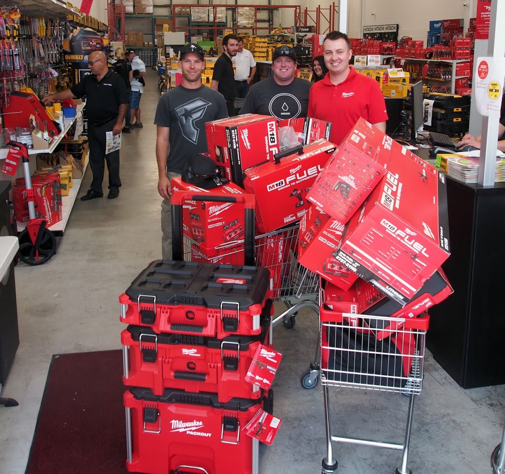 Squares Hardware Inc. | 1090 Fountain St N unit 1-3, Cambridge, ON N3E 1A3, Canada | Phone: (519) 650-8088