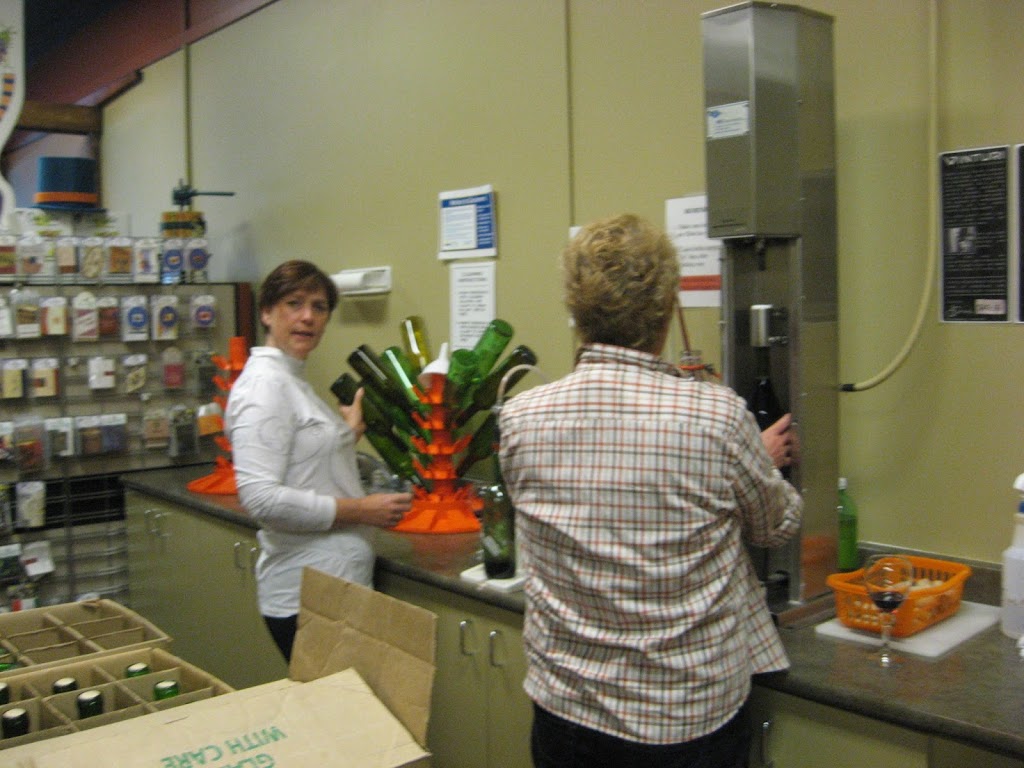 Divine Wines | 6014 Vedder Rd, Chilliwack, BC V2R 5M4, Canada | Phone: (604) 824-9602