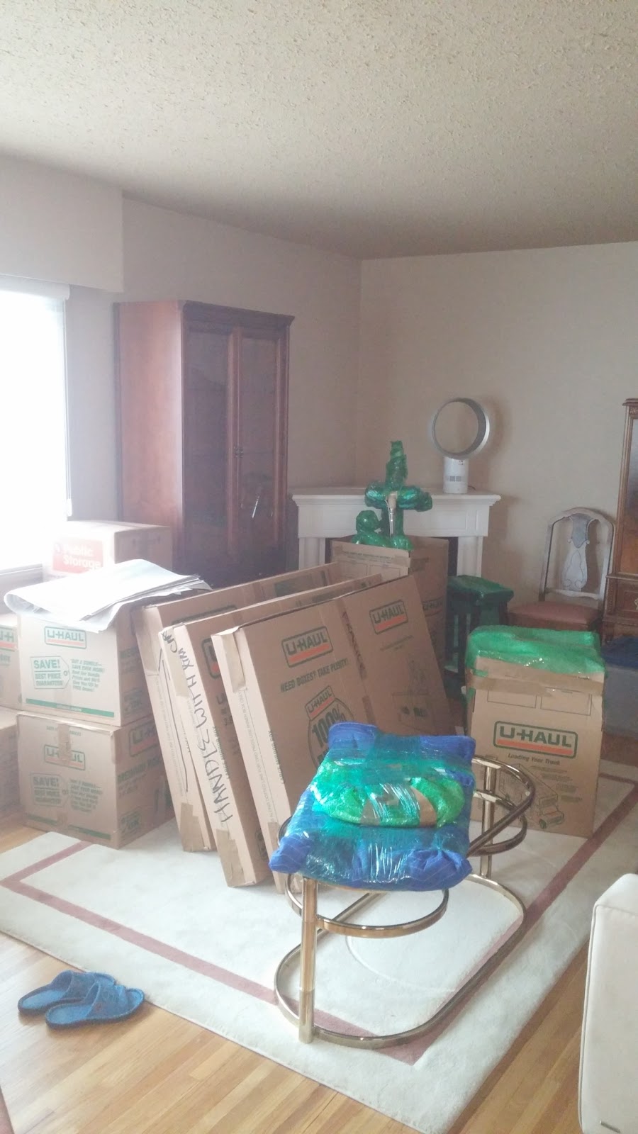 Montgomery Moving Co. | 2034 E 1st Ave, Vancouver, BC V5N 1B5, Canada | Phone: (604) 710-5253