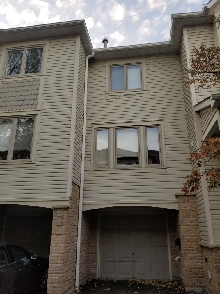 Elite Custom Exteriors | 448 Gibraltar Dr Unit 12, Mississauga, ON L5T 2N8, Canada | Phone: (416) 460-0364